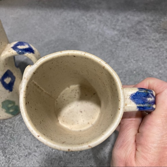Artisan Handmade mugs set of 2 - Picture 3 of 8